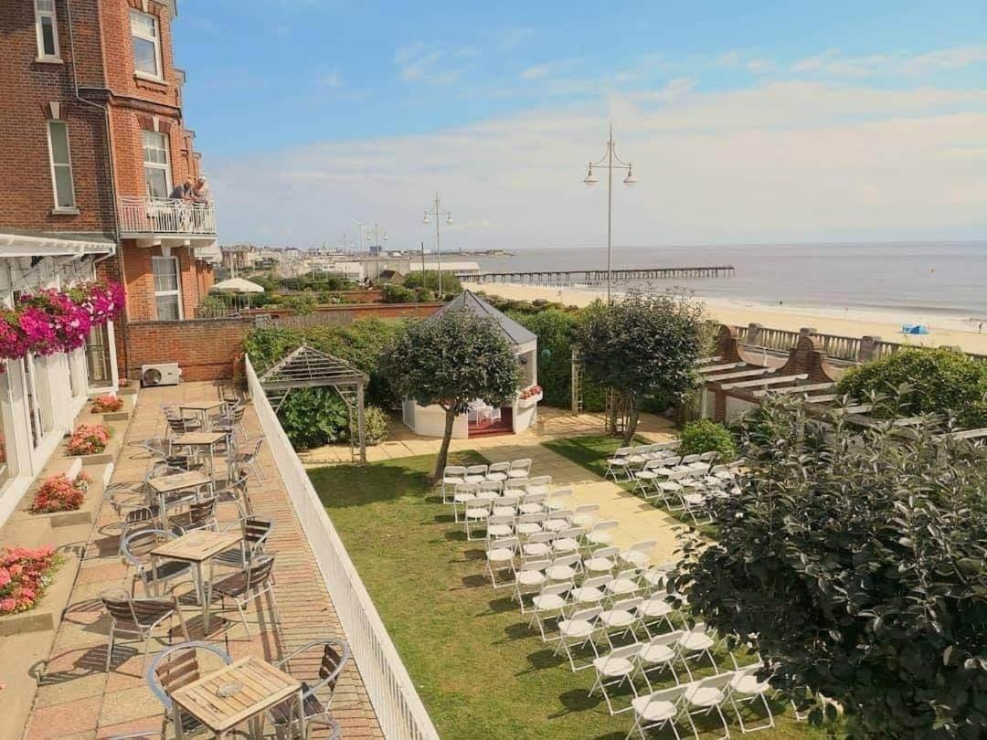 Hotel Victoria 로웨스터프 외부 사진